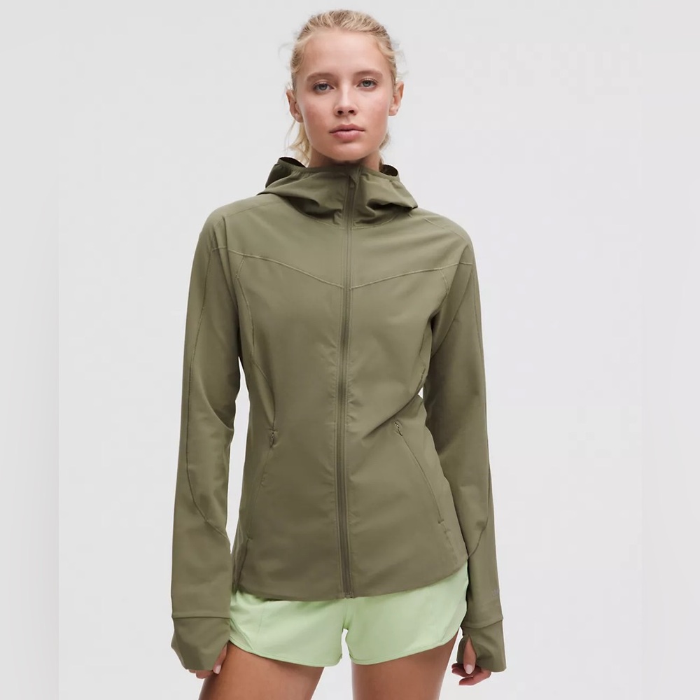 NWT Lululemon Mist Over Windbreaker‎